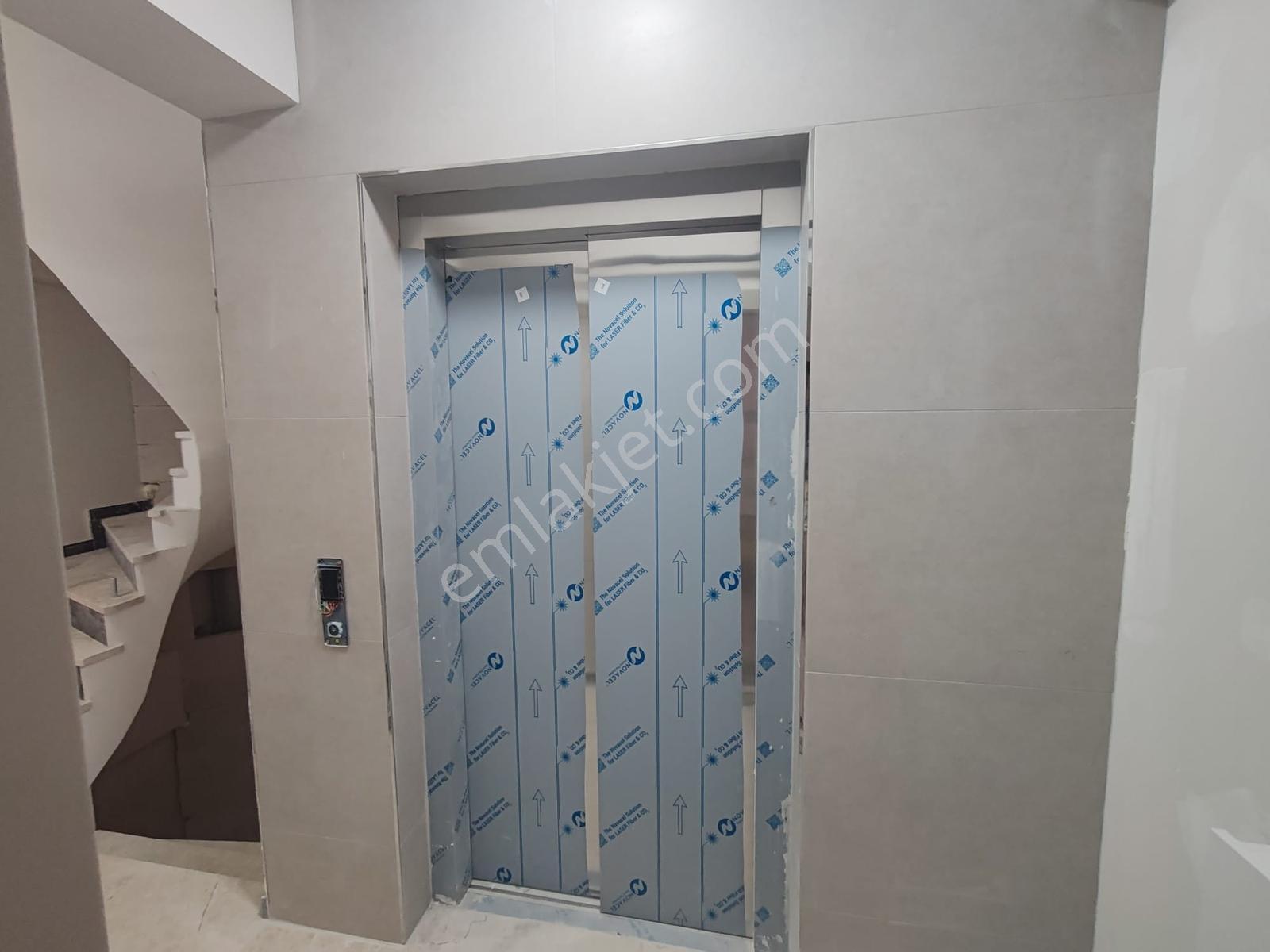 Fatih Hırka-i Şerifte Sıfır Binada Satılık 2+1 Hazır Daire — fotoğraf 24