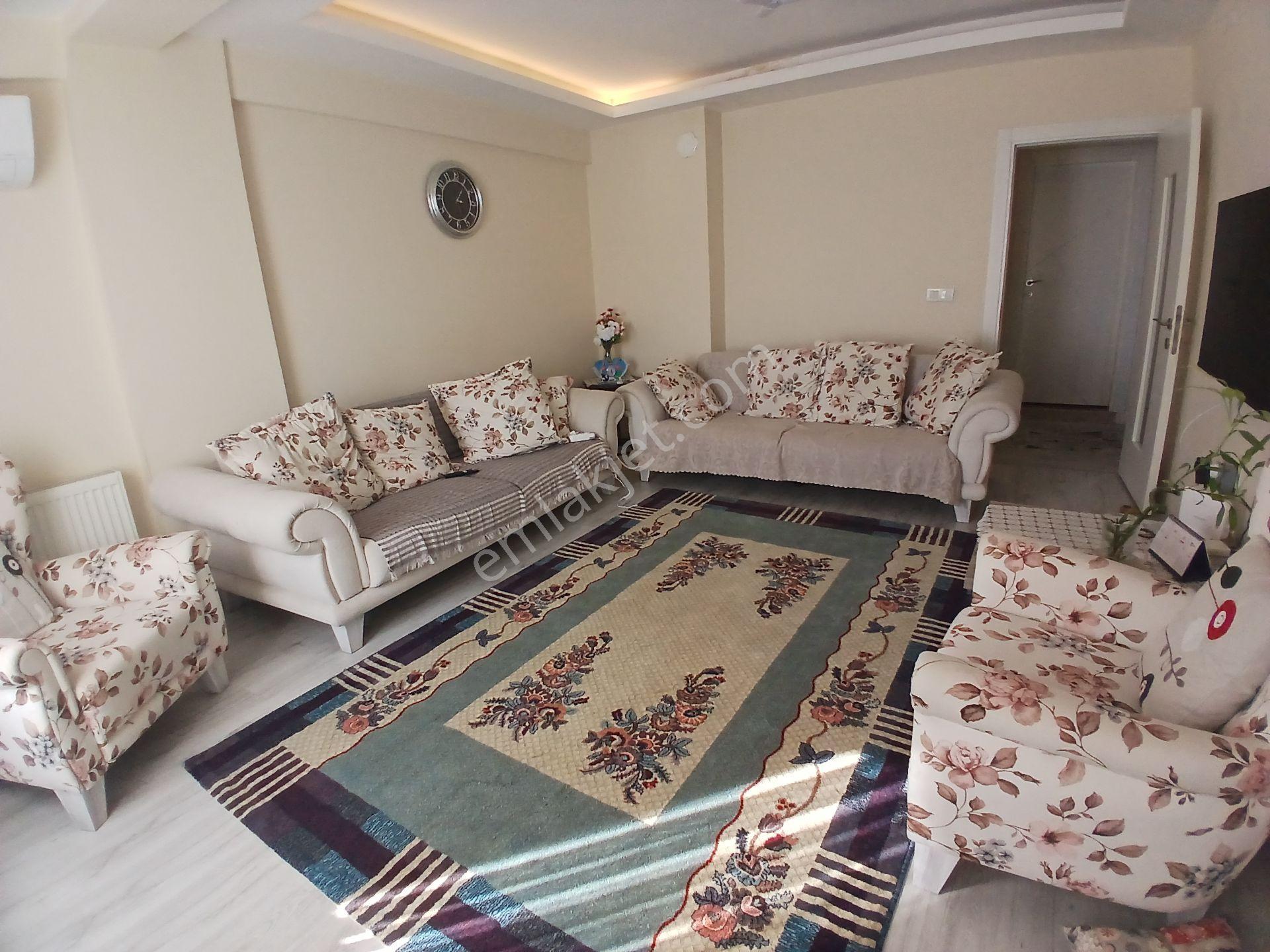 İzmir Torbalı Da 3+1 Daire Acil Satılık — fotoğraf 6