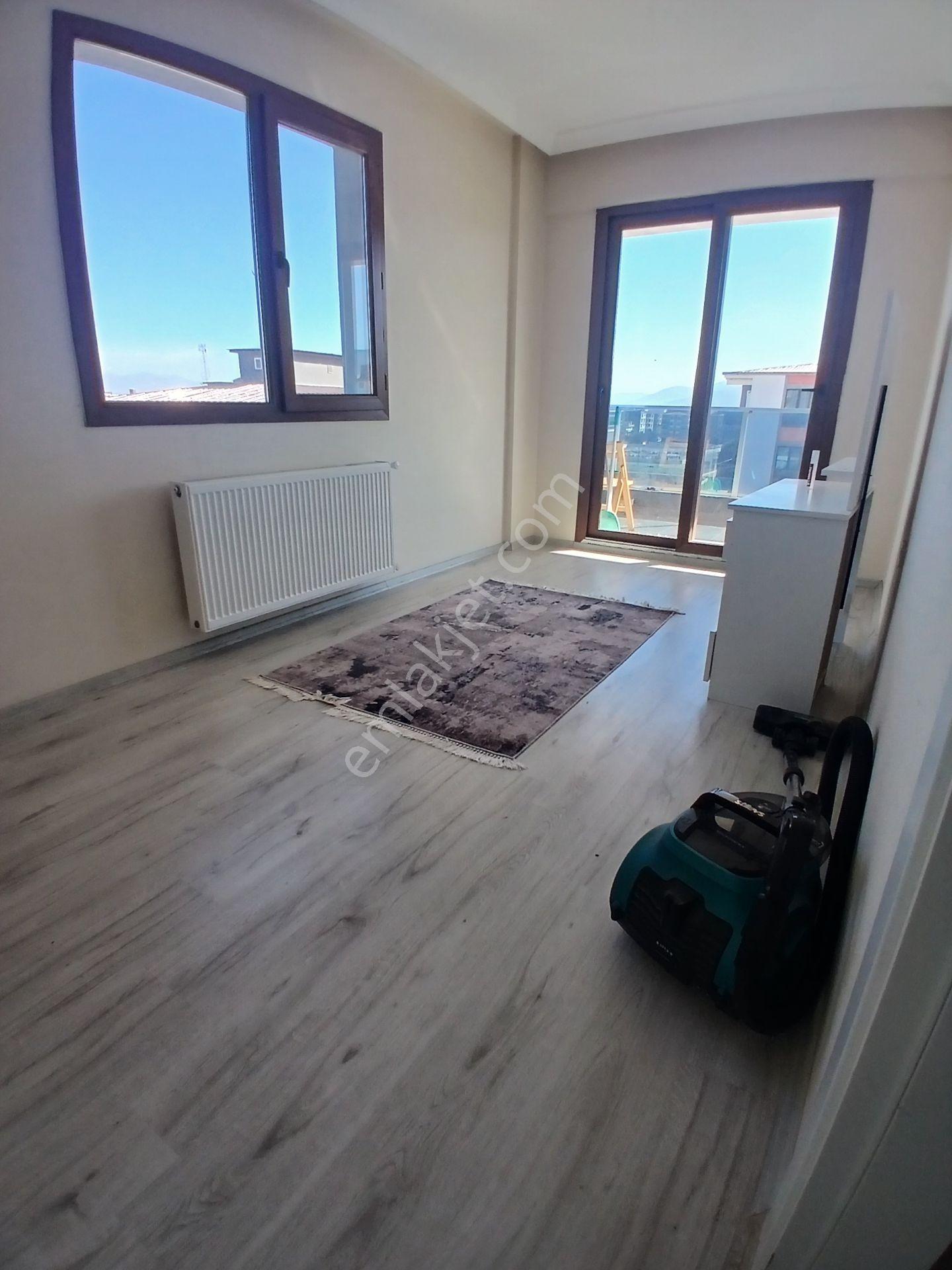 İzmir Torbalı Da 3+1 Daire Acil Satılık — fotoğraf 8