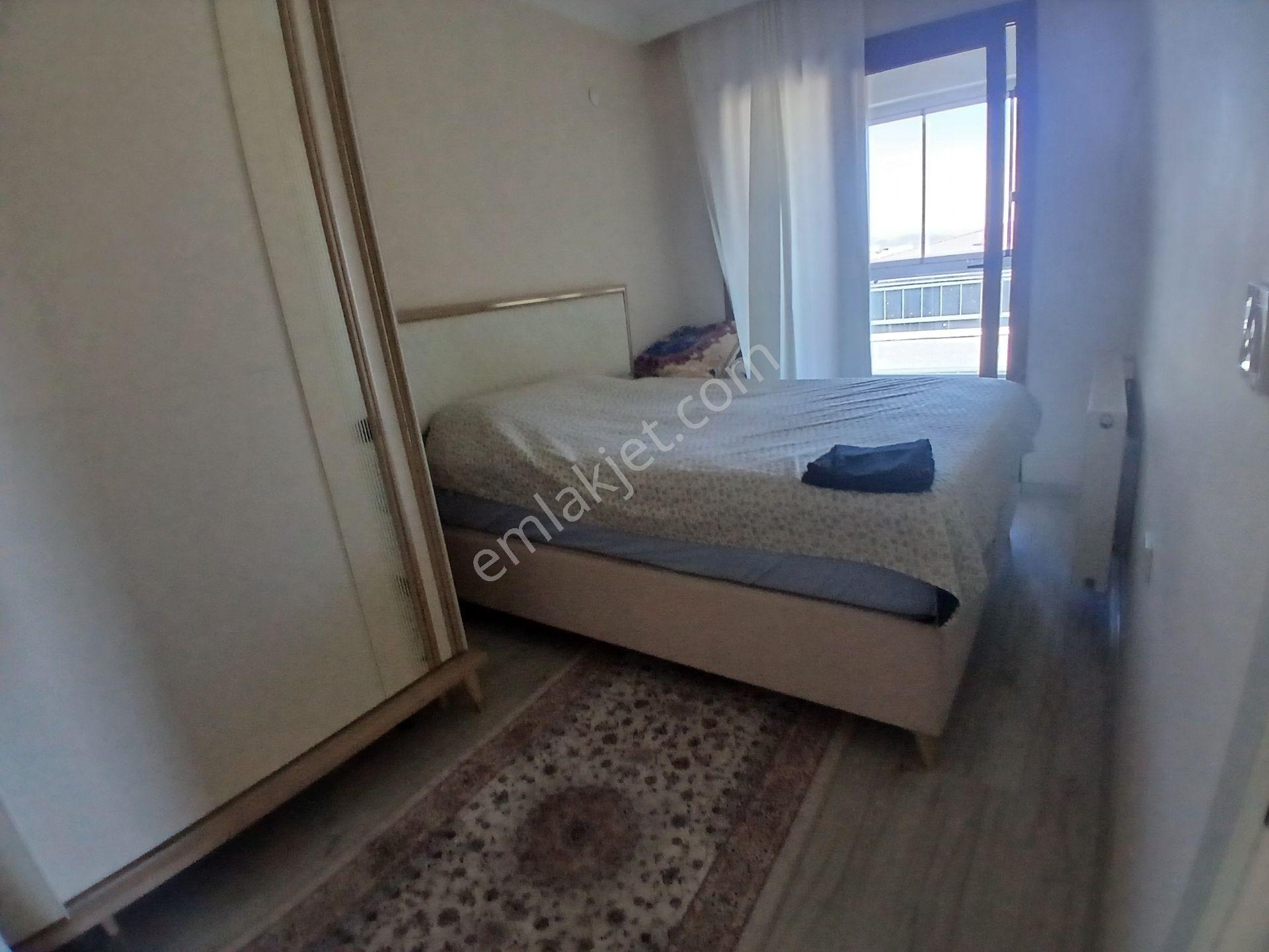 İzmir Torbalı Da 3+1 Daire Acil Satılık — fotoğraf 12