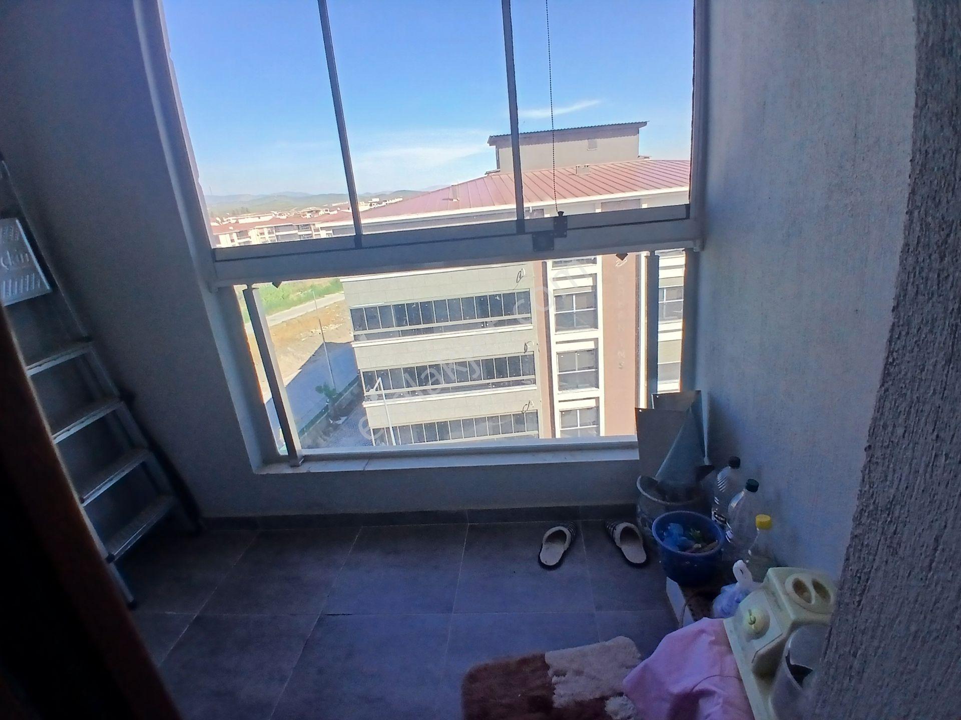 İzmir Torbalı Da 3+1 Daire Acil Satılık — fotoğraf 29