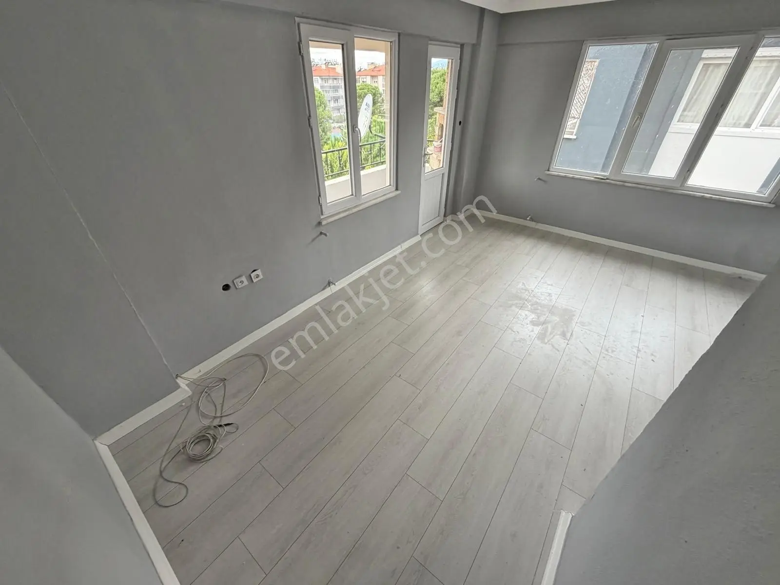▀güçten Akçay'da Doktorlar Sitesi Mevkii Fırsat 2+1 Gerçek İlan▀ — fotoğraf 9