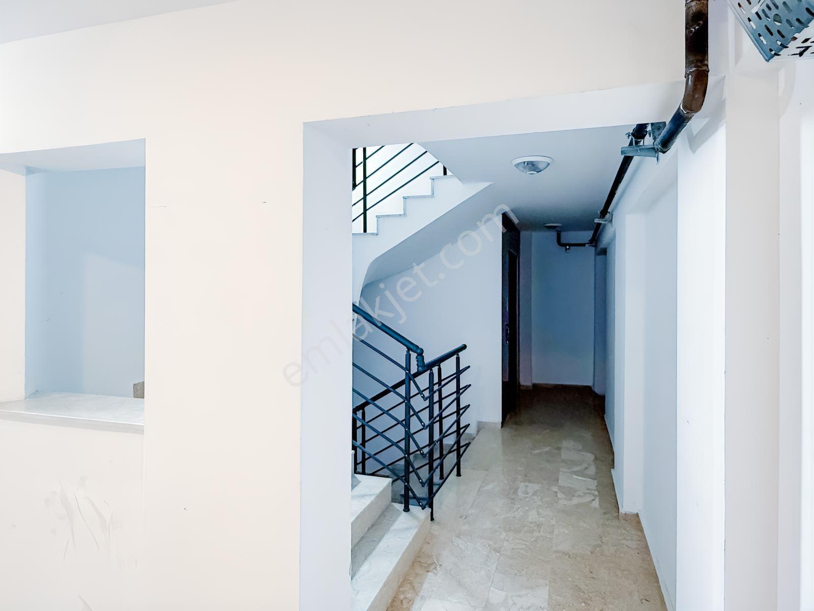 Kızılcaşar Sıfır 4+1 En Üst Kat Yerden Isıtmalı Otoparklı Daire — fotoğraf 3