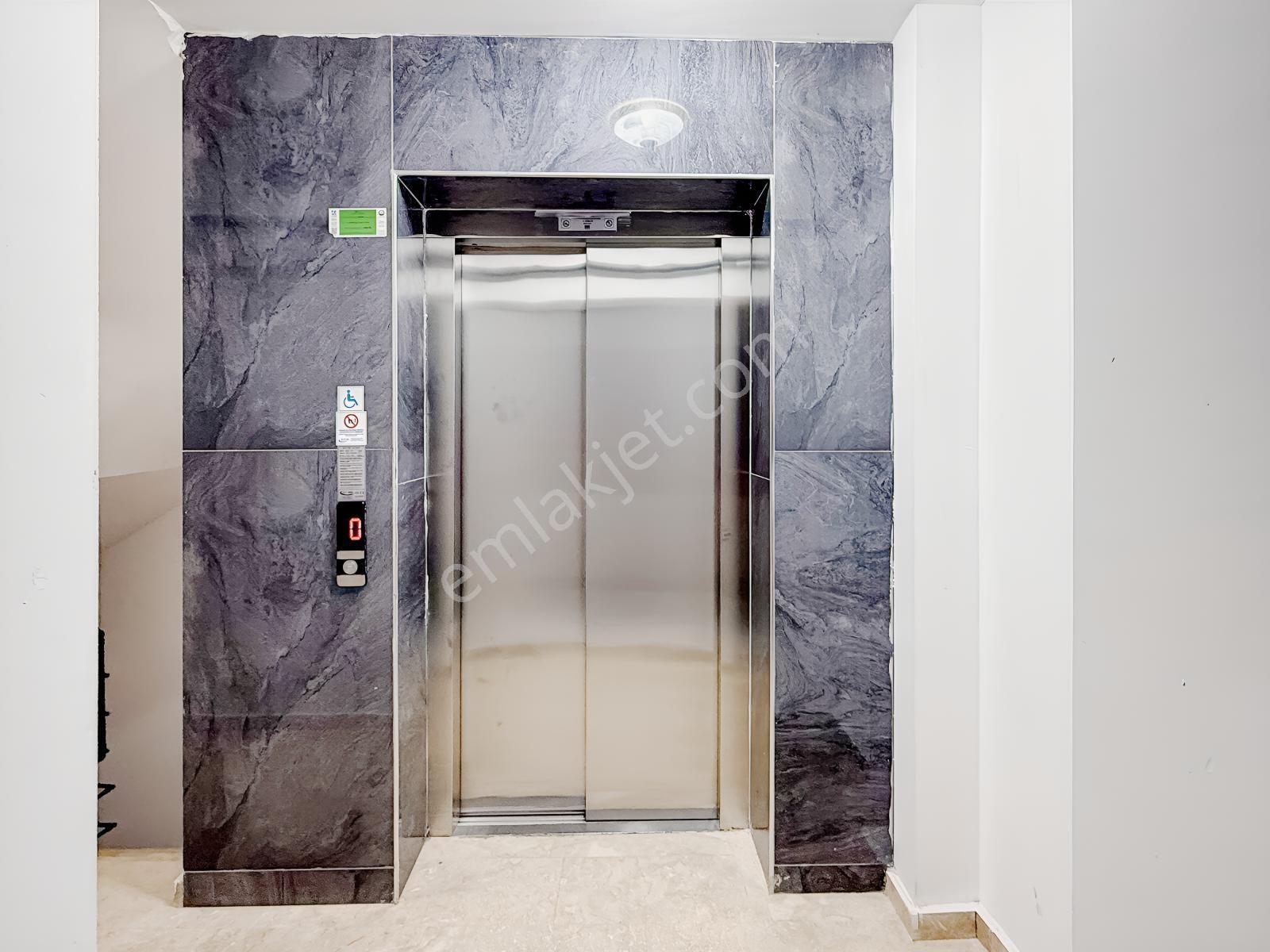 Kızılcaşar Sıfır 4+1 En Üst Kat Yerden Isıtmalı Otoparklı Daire — fotoğraf 4