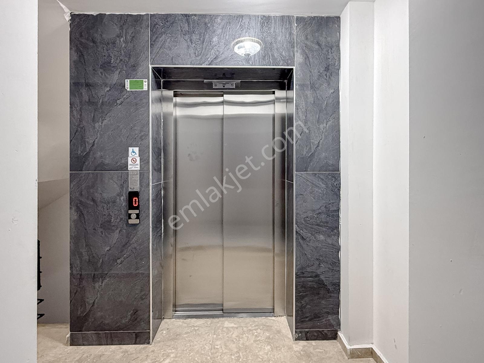 Kızılcaşar Sıfır 4+1 En Üst Kat Yerden Isıtmalı Otoparklı Daire — fotoğraf 30