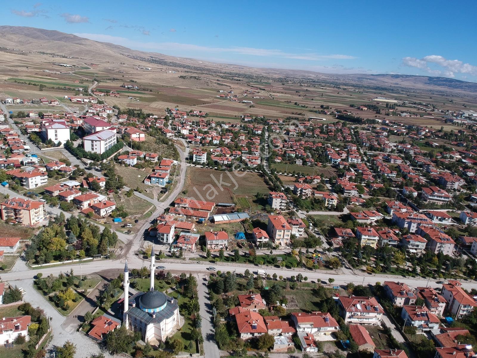 İlbey // Şuhut Merkez "ebubekir Camii" Yanında Satılık Arsalar — fotoğraf 8