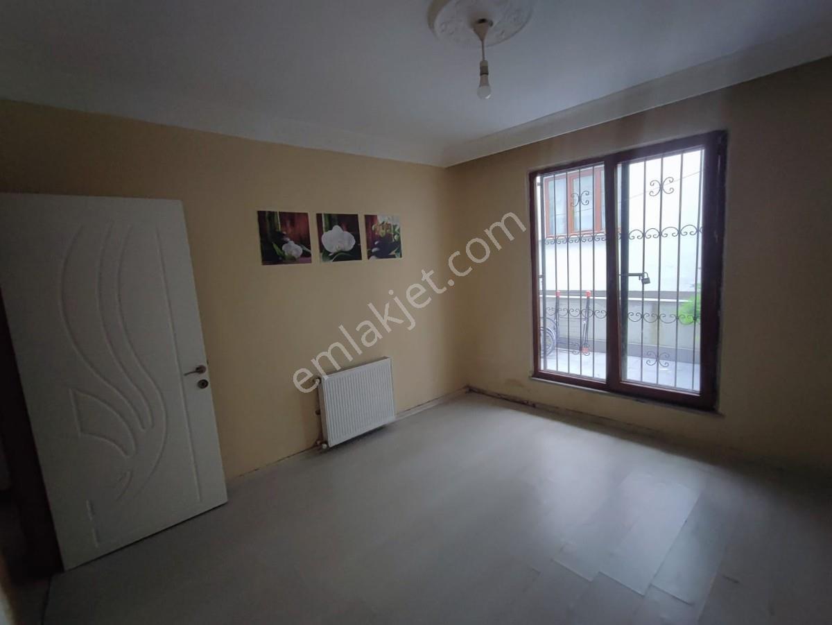 Halkalı Yenidoğan Kasımpatı Sokak 2+1 Bodrum Satılık Daire — fotoğraf 2