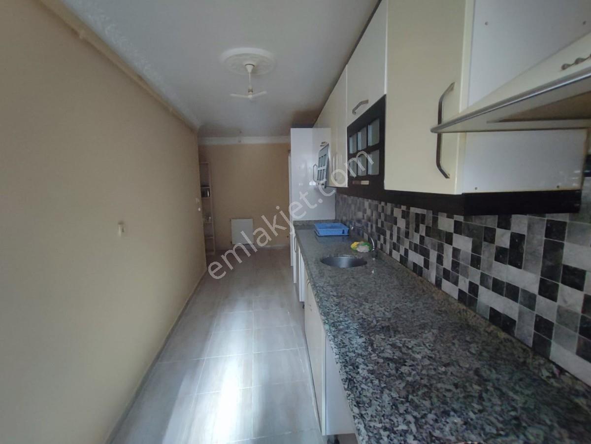 Halkalı Yenidoğan Kasımpatı Sokak 2+1 Bodrum Satılık Daire — fotoğraf 14