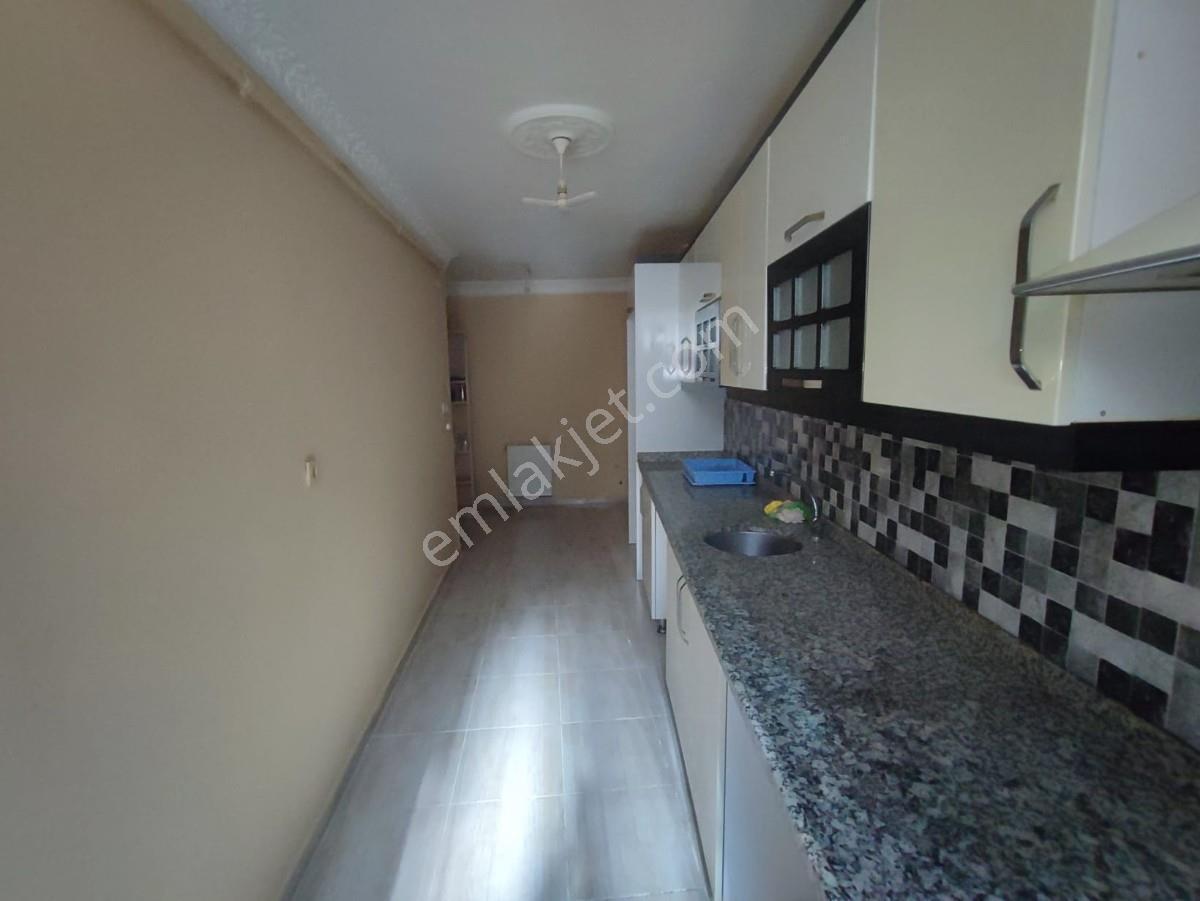 Halkalı Yenidoğan Kasımpatı Sokak 2+1 Bodrum Satılık Daire — fotoğraf 27