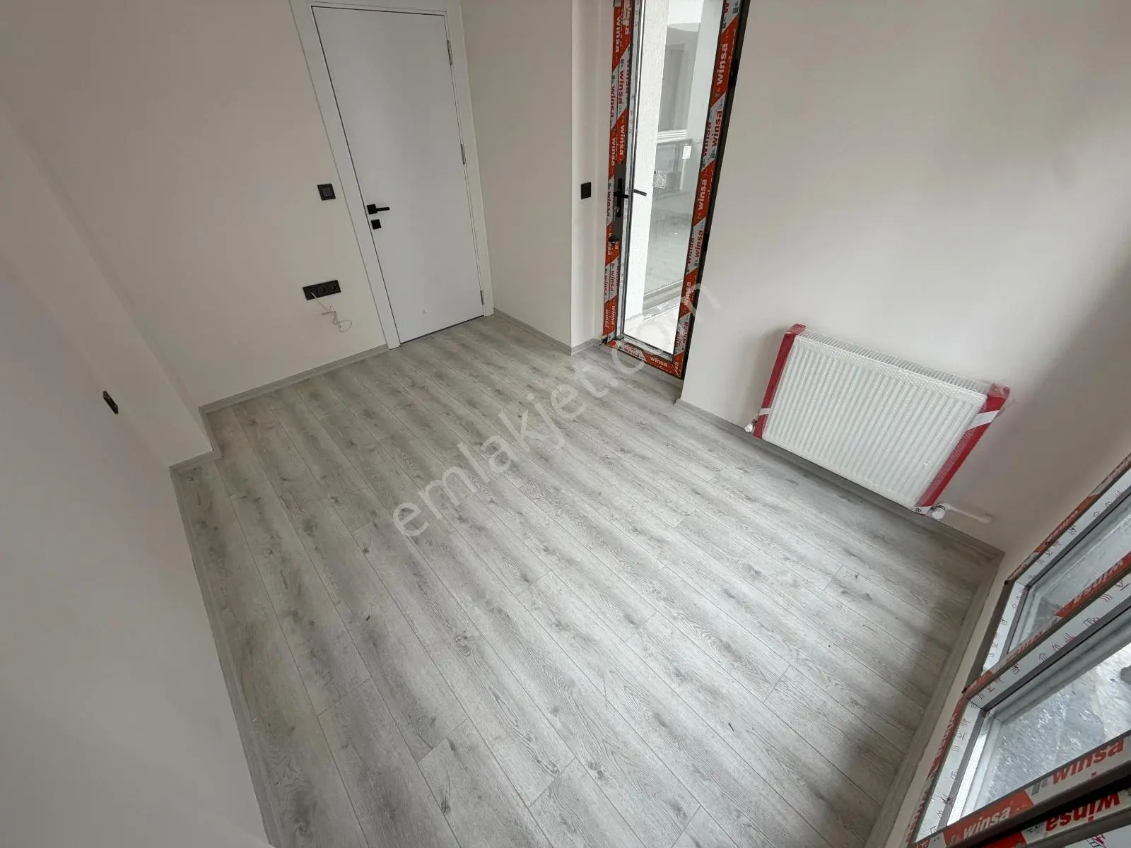 ▀güç'ten Akçay'da Yüzme Havuzlu Site'de Krediye Uygun 1+1 Daire▀ — fotoğraf 8