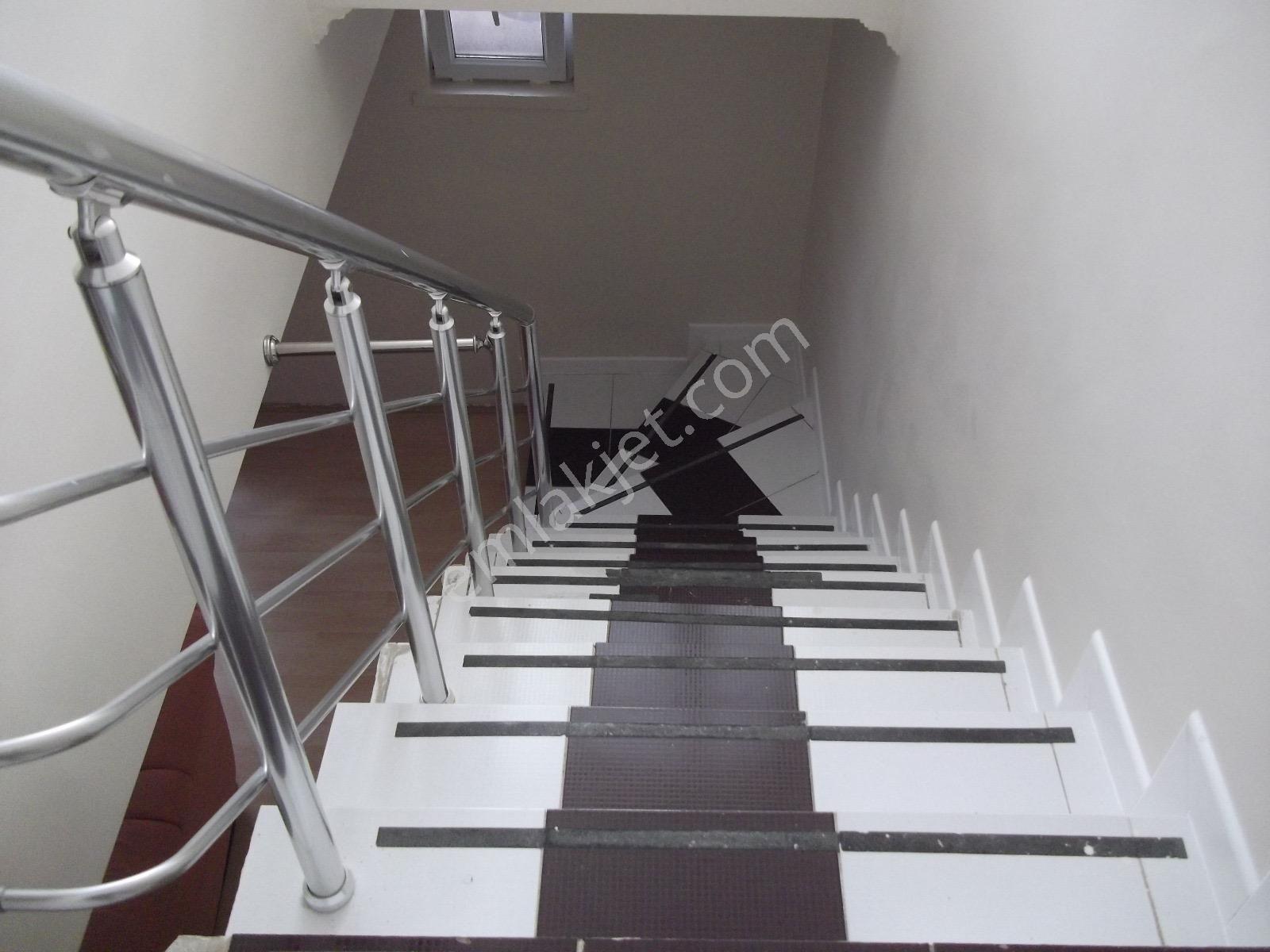 Eryaman'da Mükemmel Konumlu Eşyalı Yapılı Satılık Ters Dubleks — fotoğraf 20