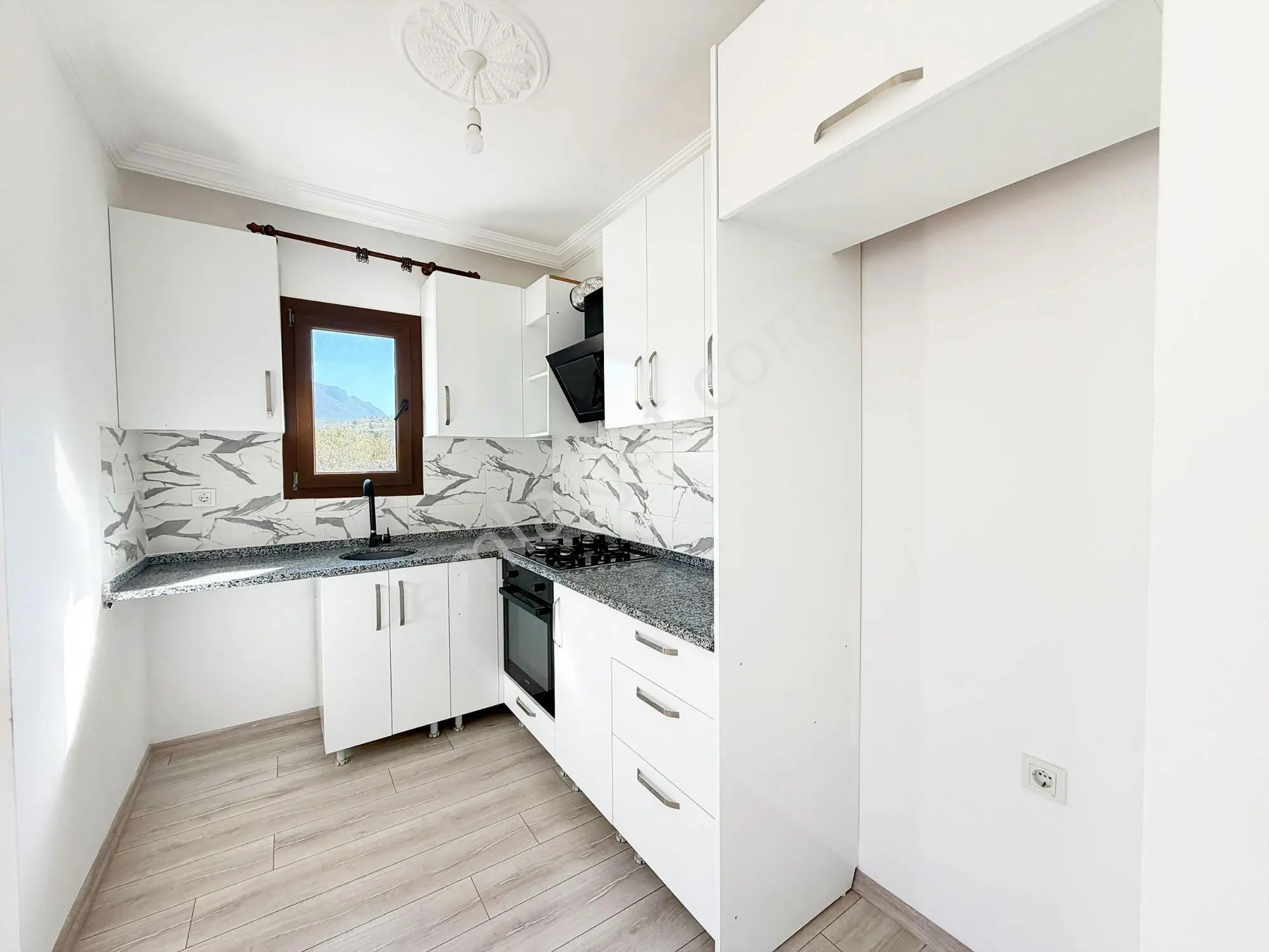 Datça Karaköy'de Satılık 1+1 Daıre — fotoğraf 20