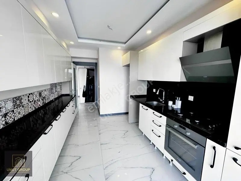 Full Deniz Manzaralı Havuzlu Sitede Yüksek Kredili Daire — fotoğraf 7