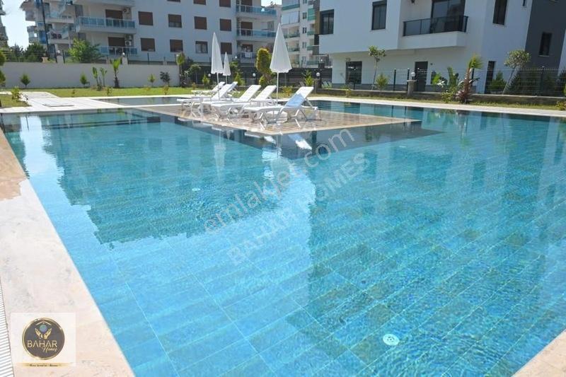 Denize 100 Metre Üniversitelerin Oldugu Bolge Kira Geliri Yuksek