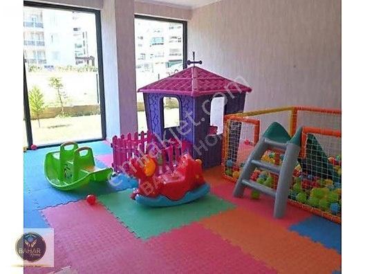 Denize 100 Metre Üniversitelerin Oldugu Bolge Kira Geliri Yuksek — fotoğraf 3