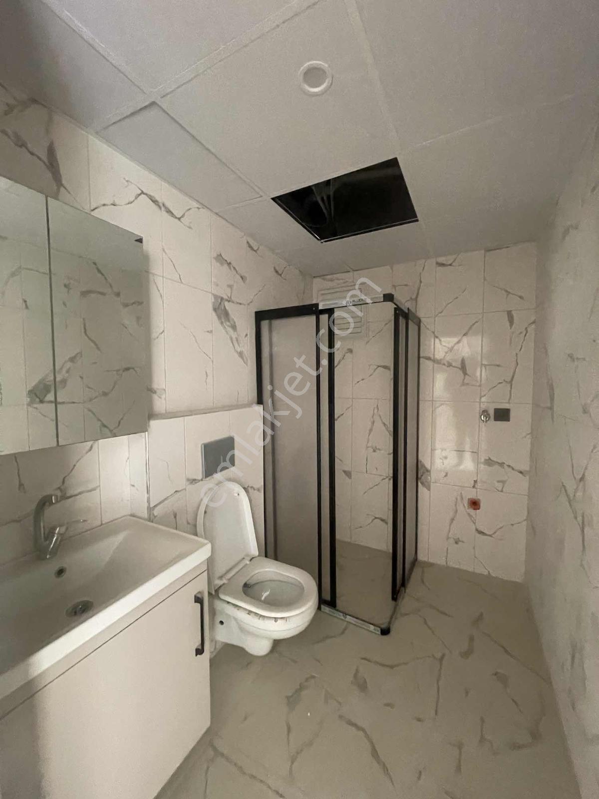 Gultepe'de 2 Bloklu Sıtede Azkatlı Balkonlu Lux 1+1 — fotoğraf 4