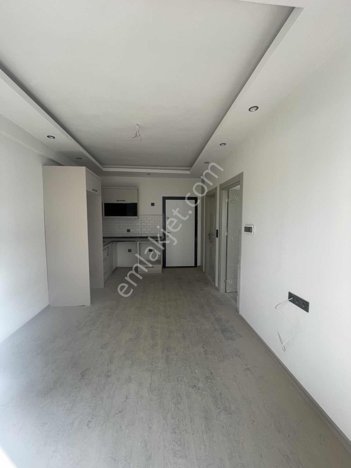 Gultepe'de 2 Bloklu Sıtede Azkatlı Balkonlu Lux 1+1 — fotoğraf 12