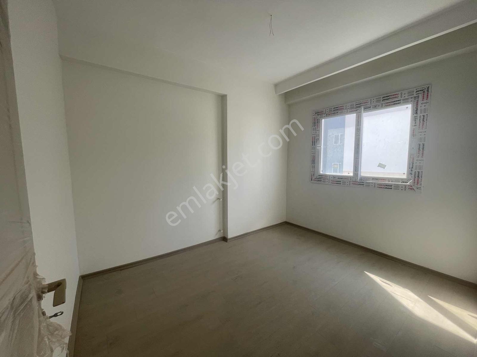 Gultepe'de 2 Bloklu Sıtede Azkatlı Balkonlu Lux 1+1 — fotoğraf 14