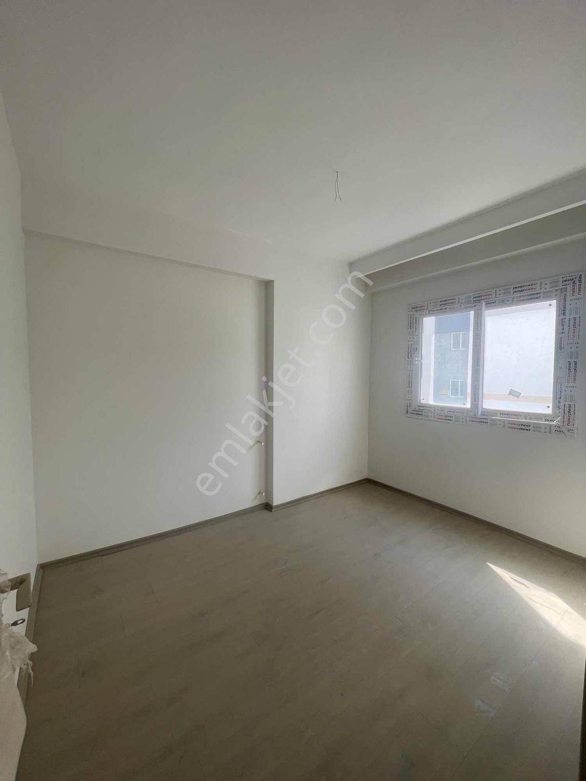 Gultepe'de 2 Bloklu Sıtede Azkatlı Balkonlu Lux 1+1 — fotoğraf 15