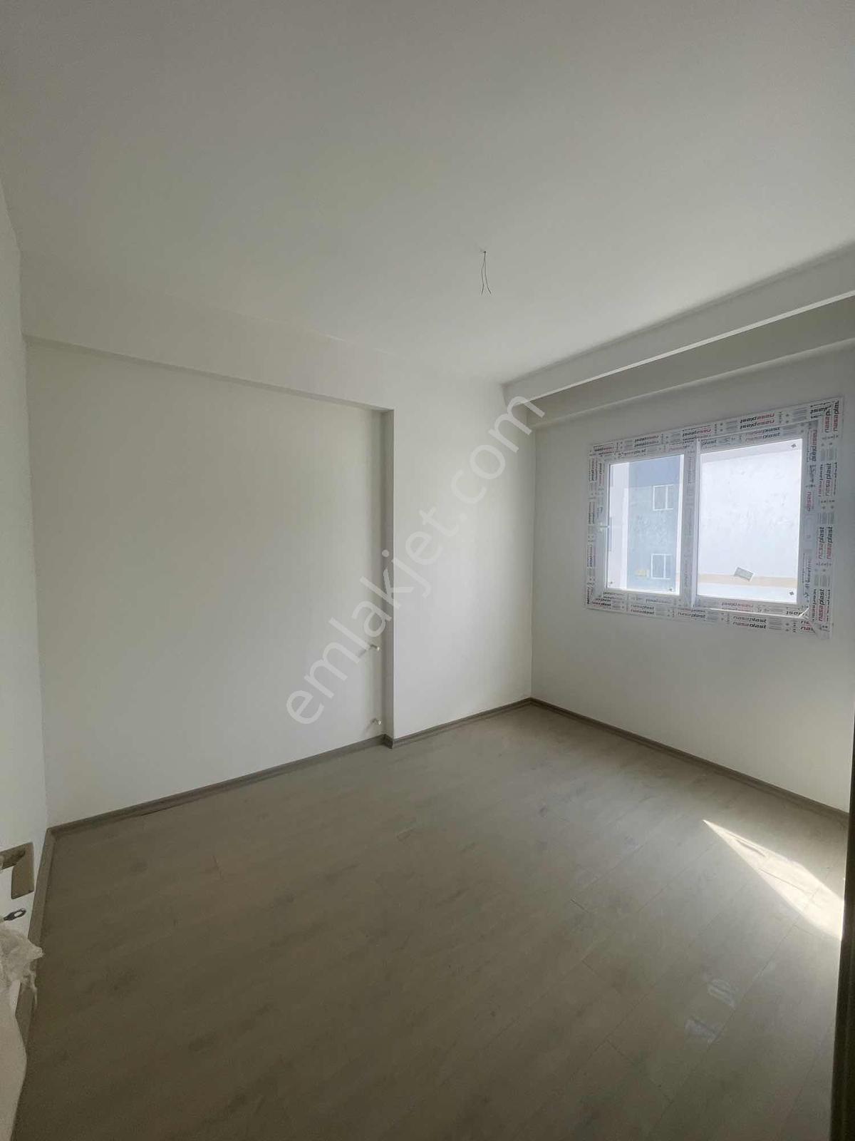 Gultepe'de 2 Bloklu Sıtede Azkatlı Balkonlu Lux 1+1 — fotoğraf 18