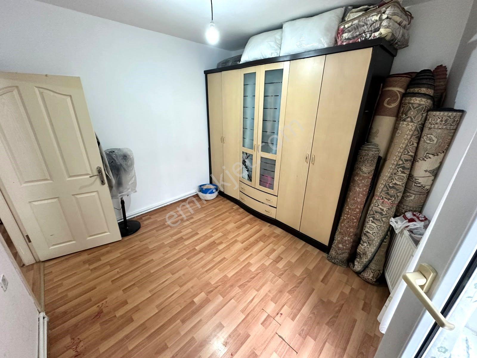 Uzman Emlak Ofisinden İncirli Mh.de Cadde Üzeri Manzaralı Geniş 3+1 Daire — fotoğraf 6