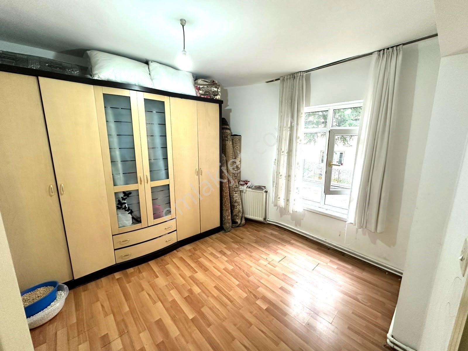 Uzman Emlak Ofisinden İncirli Mh.de Cadde Üzeri Manzaralı Geniş 3+1 Daire — fotoğraf 7
