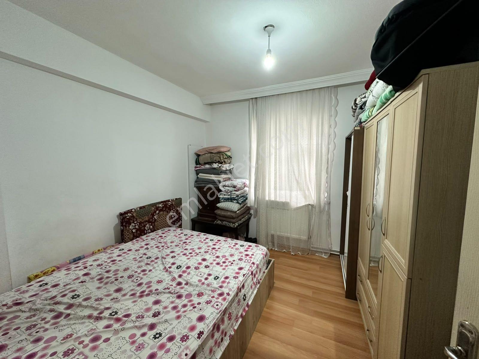 Uzman Emlak Ofisinden İncirli Mh.de Cadde Üzeri Manzaralı Geniş 3+1 Daire — fotoğraf 9