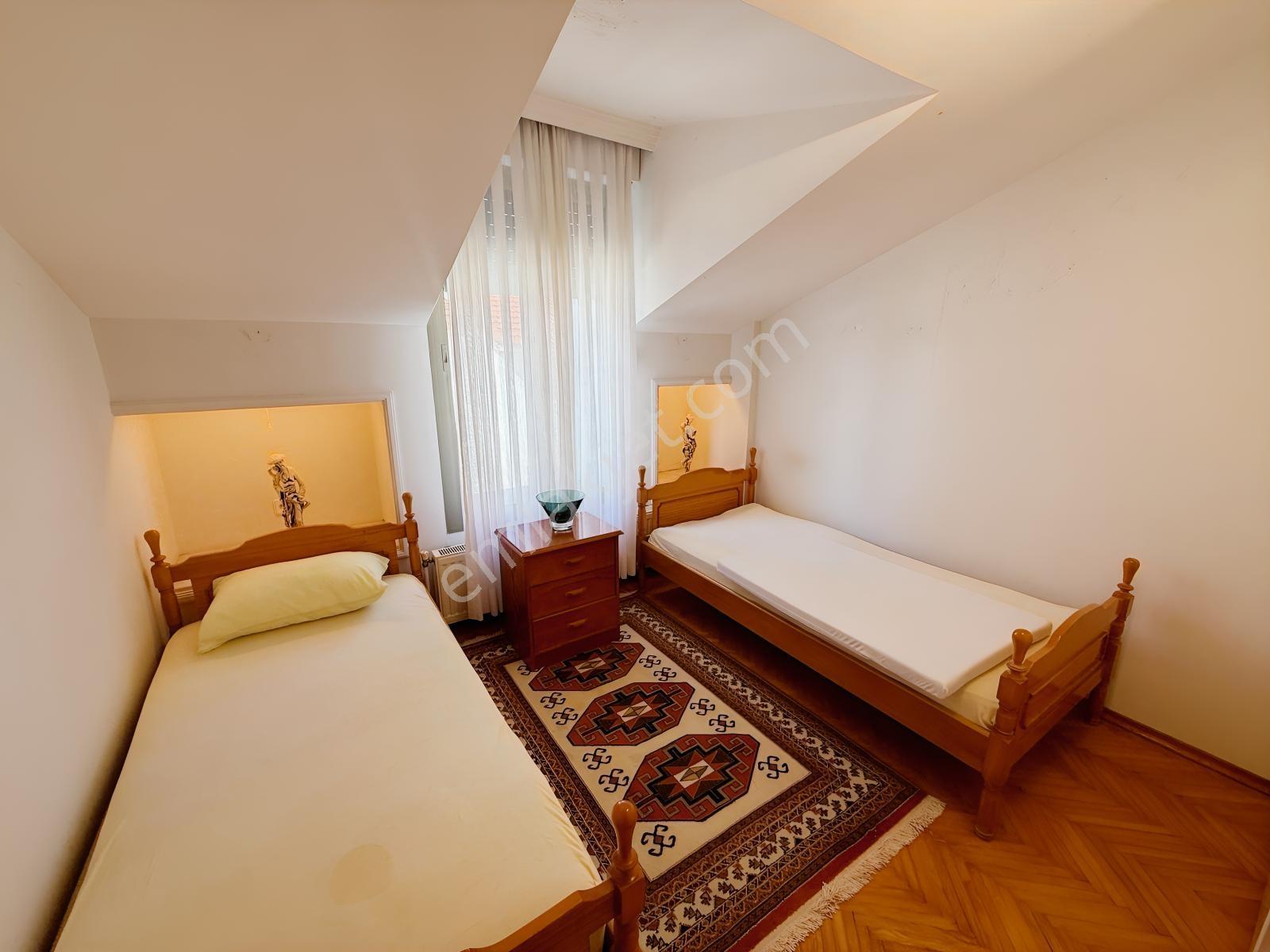 Çeşmede Deniz Kenarında Müstakil Parselde 3+1 Dubleks Villa — fotoğraf 16