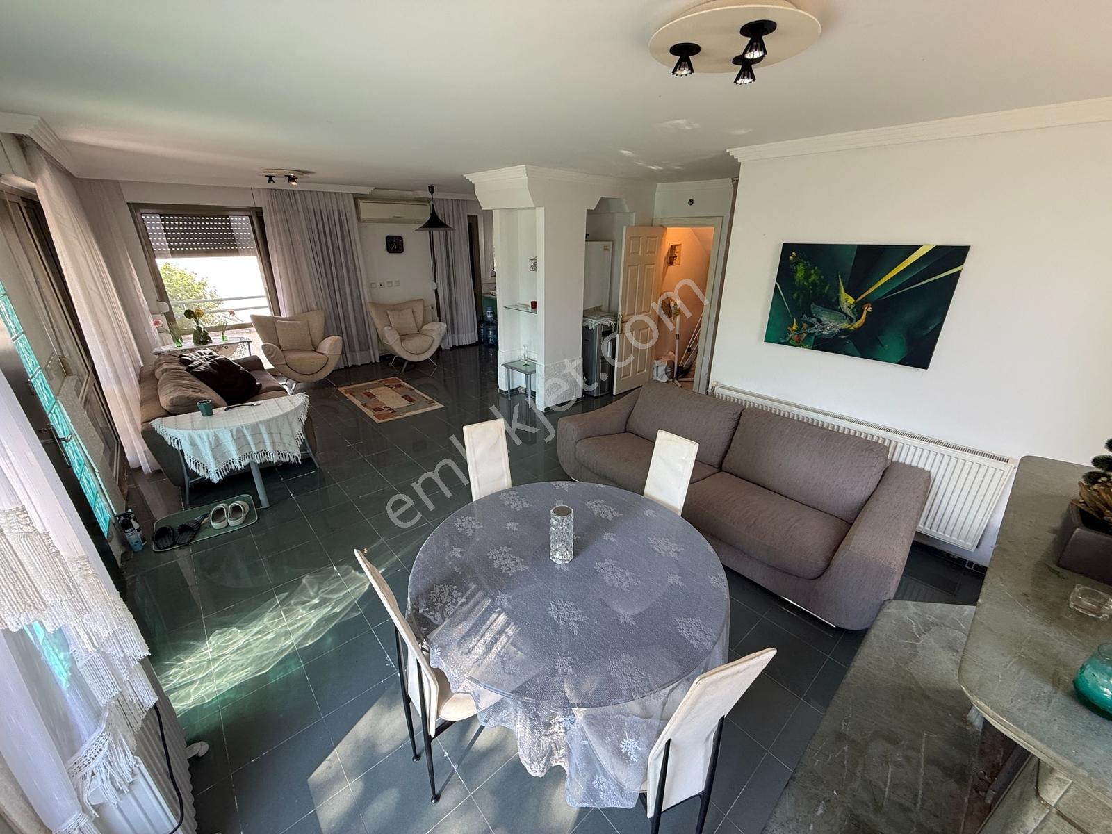 Çeşmede Deniz Kenarında Müstakil Parselde 3+1 Dubleks Villa — fotoğraf 26