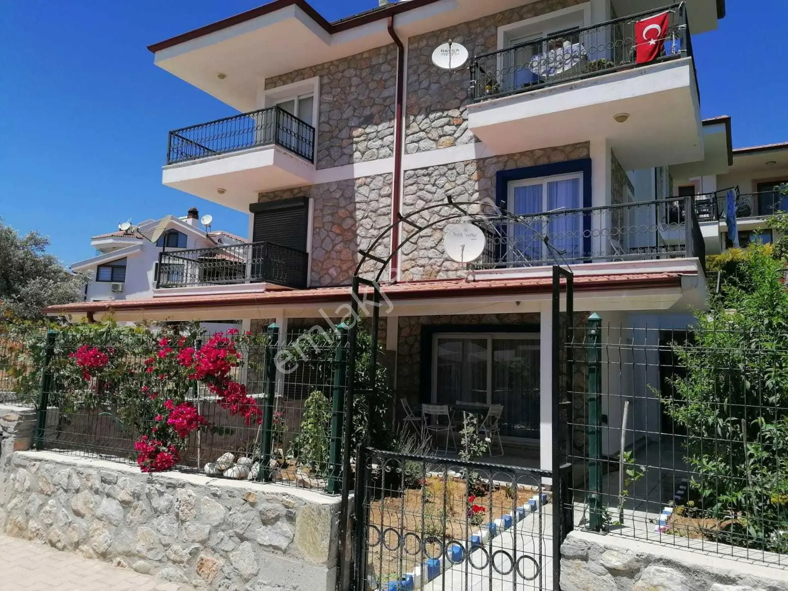 Re/max Badem'den Datça Merkezde Satılık 3+1 Dubleks Daire — fotoğraf 4