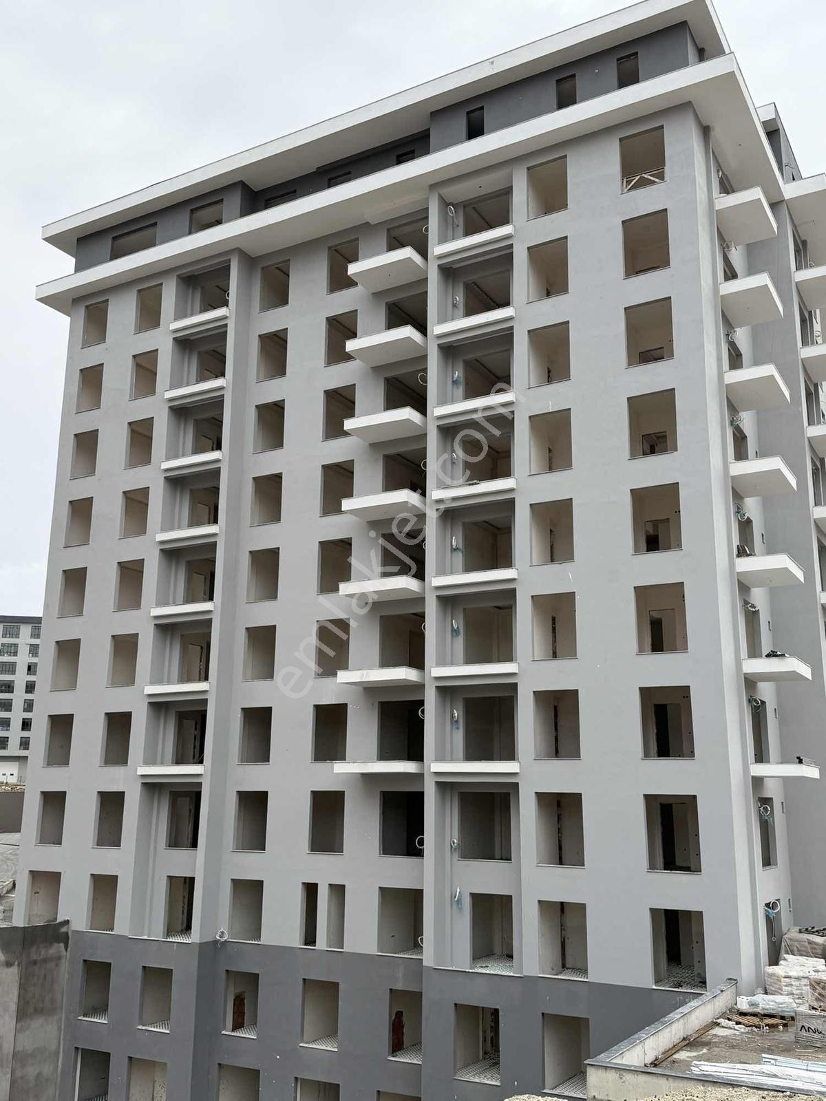İzlife Panaroma Satılık 1+1 (tapu Hazır) — fotoğraf 3