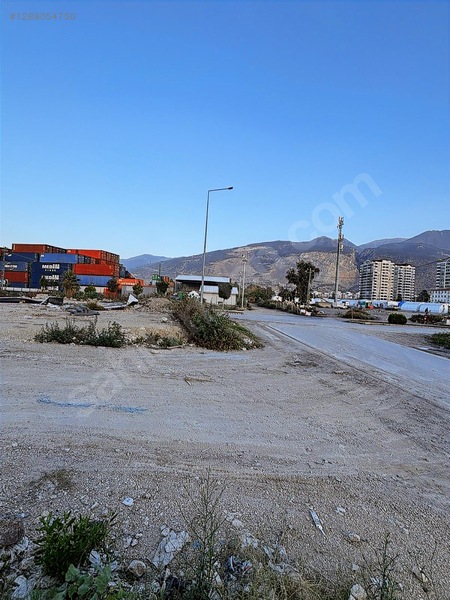 Özer Emlak'tan 2200 M2 Köşe Başı Kiralık Ticari Arsa — fotoğraf 5