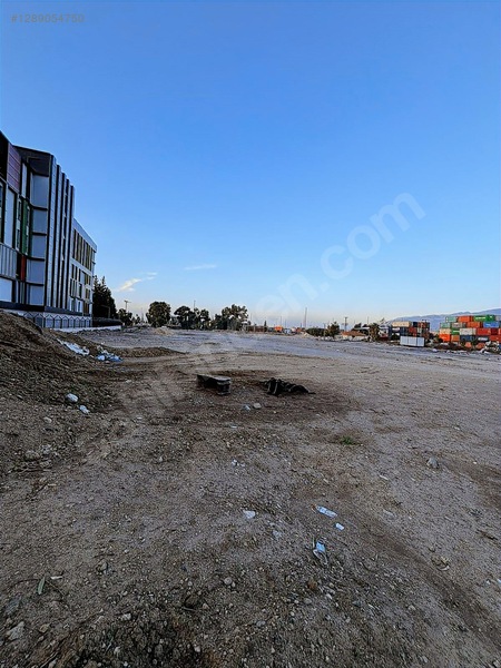 Özer Emlak'tan 2200 M2 Köşe Başı Kiralık Ticari Arsa — fotoğraf 8
