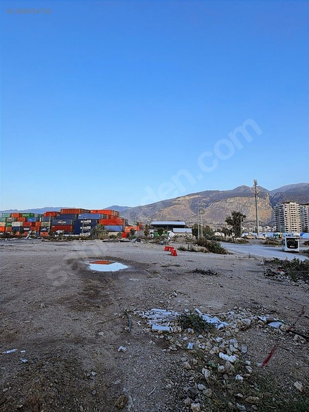 Özer Emlak'tan 2200 M2 Köşe Başı Kiralık Ticari Arsa — fotoğraf 9