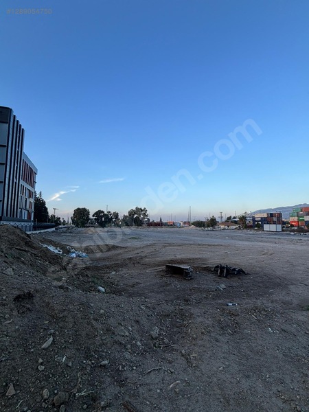 Özer Emlak'tan 2200 M2 Köşe Başı Kiralık Ticari Arsa — fotoğraf 10