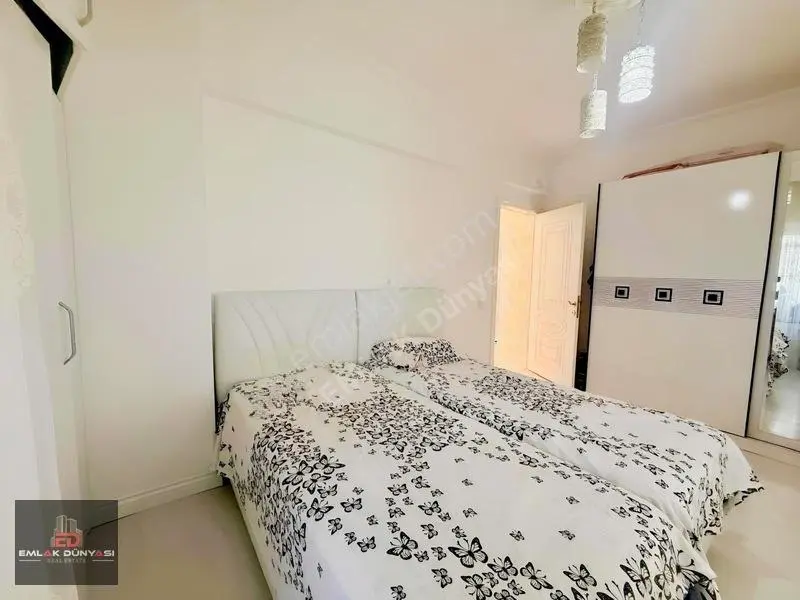 Fener Mahallesi Lüx Geniş Site İçi 3+1 Ara Kat Satılık Daire — fotoğraf 3