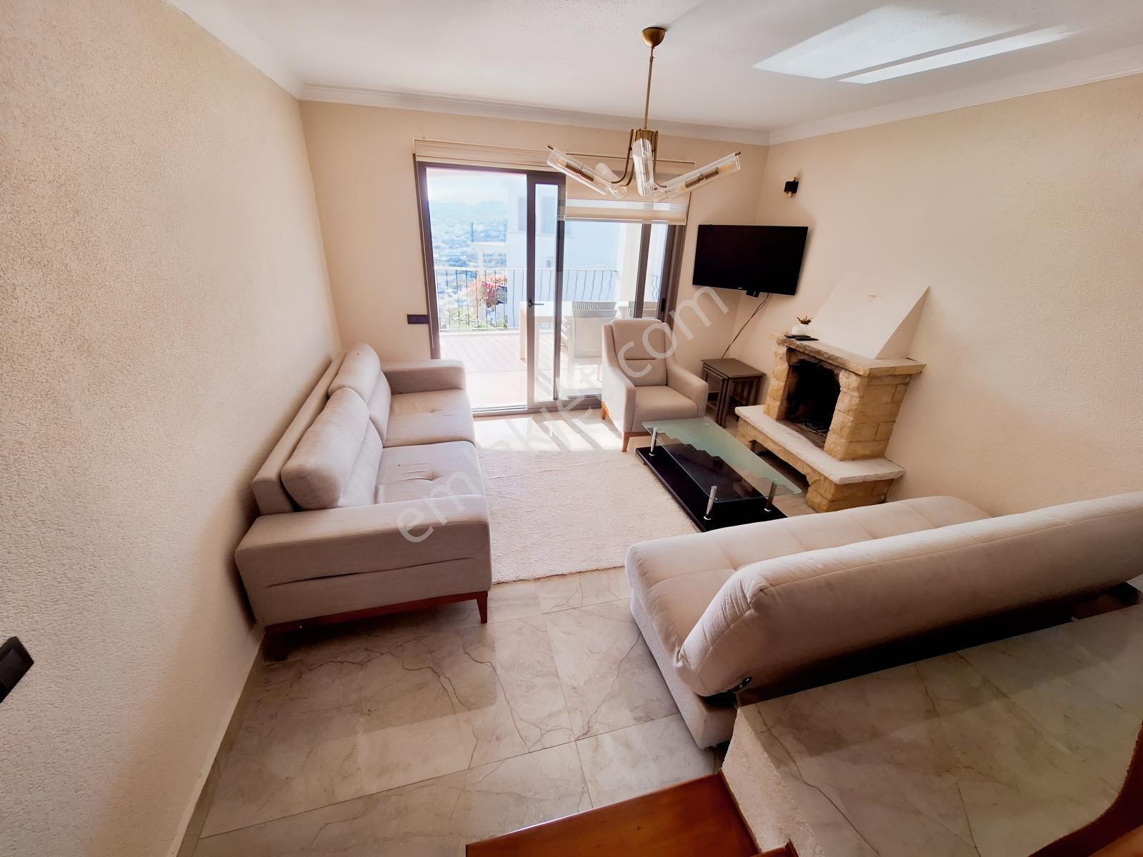 Bodrum Merkezde Satılık 2+1 Dubleks Daire — fotoğraf 3