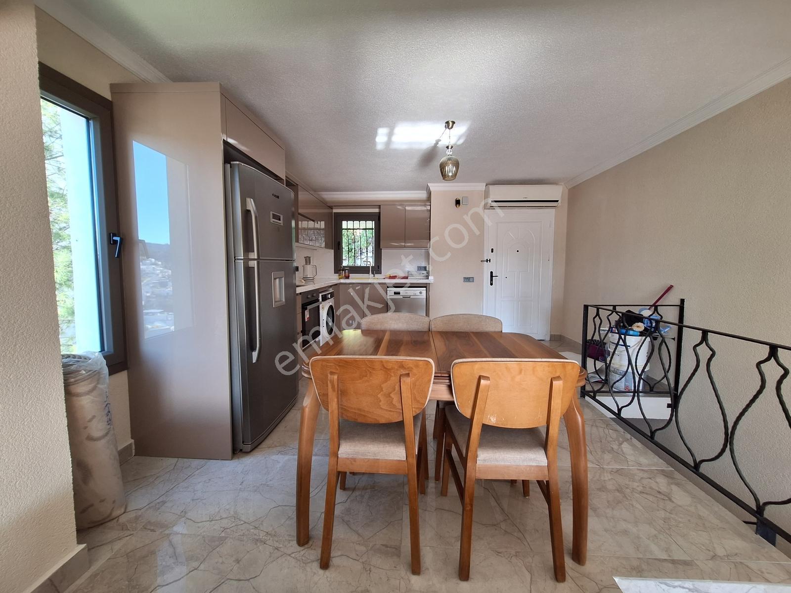 Bodrum Merkezde Satılık 2+1 Dubleks Daire — fotoğraf 4