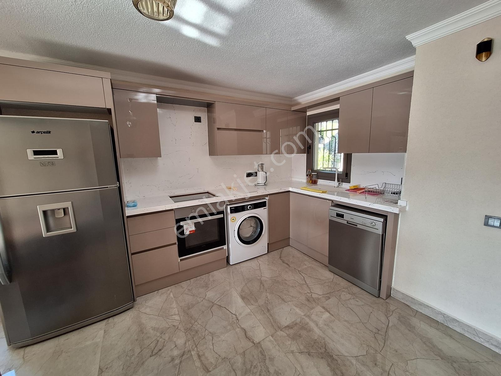 Bodrum Merkezde Satılık 2+1 Dubleks Daire — fotoğraf 6