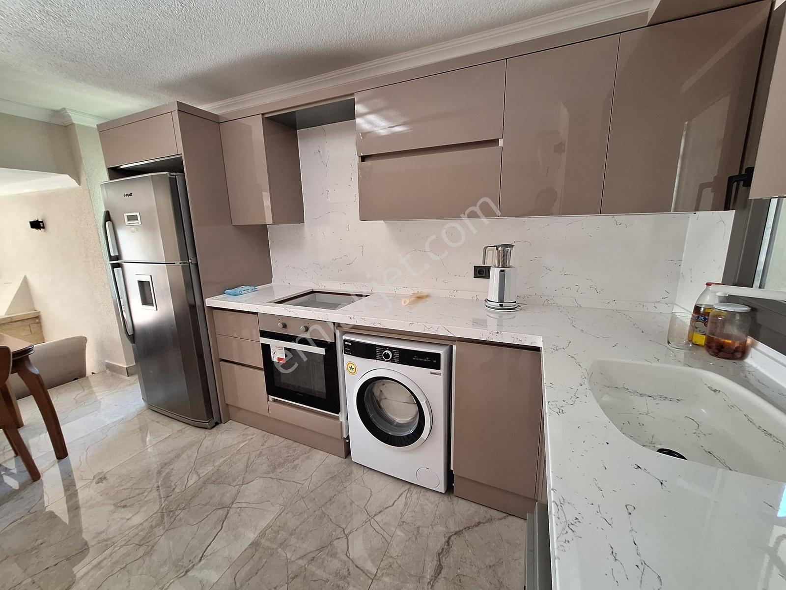 Bodrum Merkezde Satılık 2+1 Dubleks Daire — fotoğraf 7