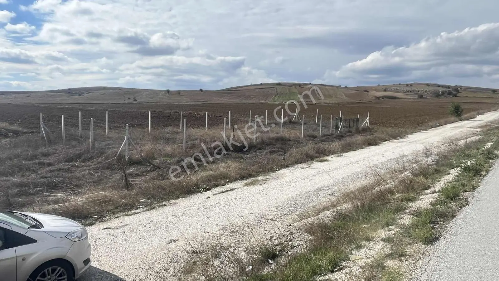 Doğa City Den Satılık Söğüt Asfalt Ina Cepheli 300 M2 Tarla — fotoğraf 2