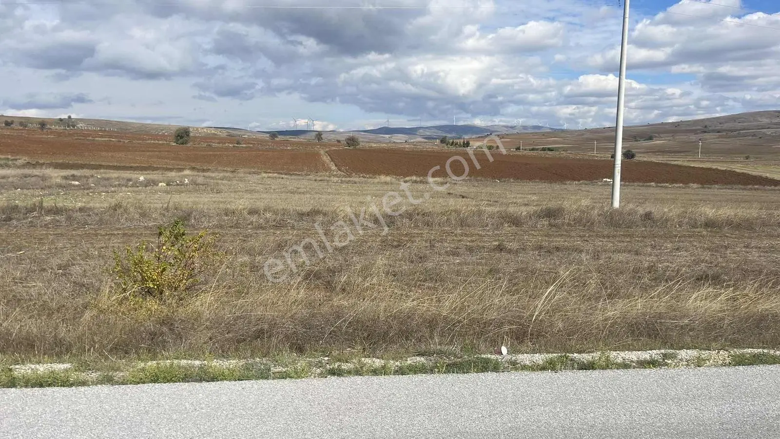 Doğa City Den Satılık Söğüt Asfalt Ina Cepheli 300 M2 Tarla — fotoğraf 4