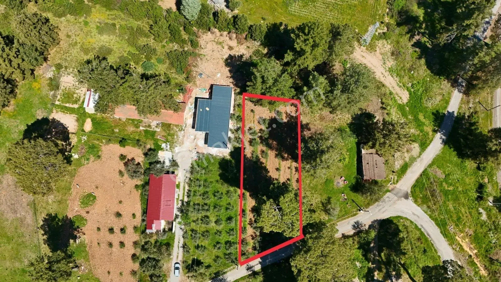 Fethiyenin Değerlenen Köyü İncirköyde 1124M2 Satılık Arsa