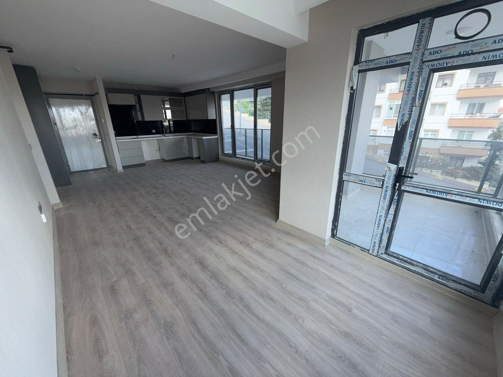 Altınşah Emlak'tan Site İçerisinde Önü Açık Manzaralı 2+1 — fotoğraf 8