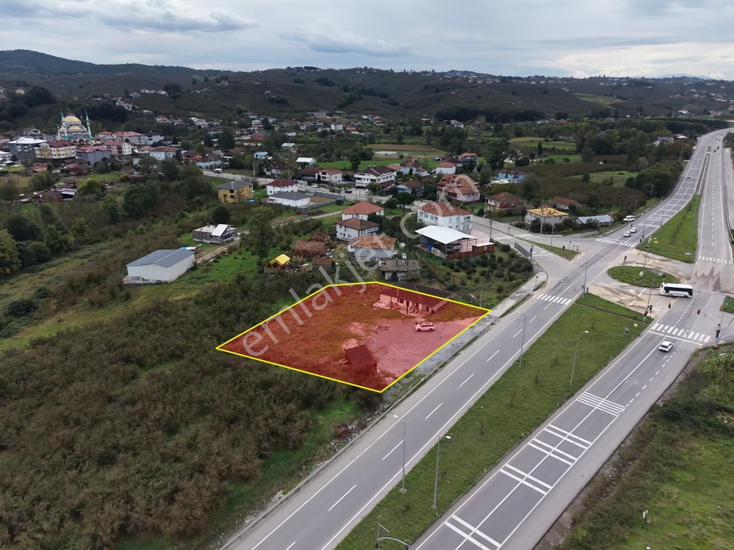 Emlakevim - Karasu Limandere Ana Yola Cepheli Ticari İmarlı Arsa — fotoğraf 3