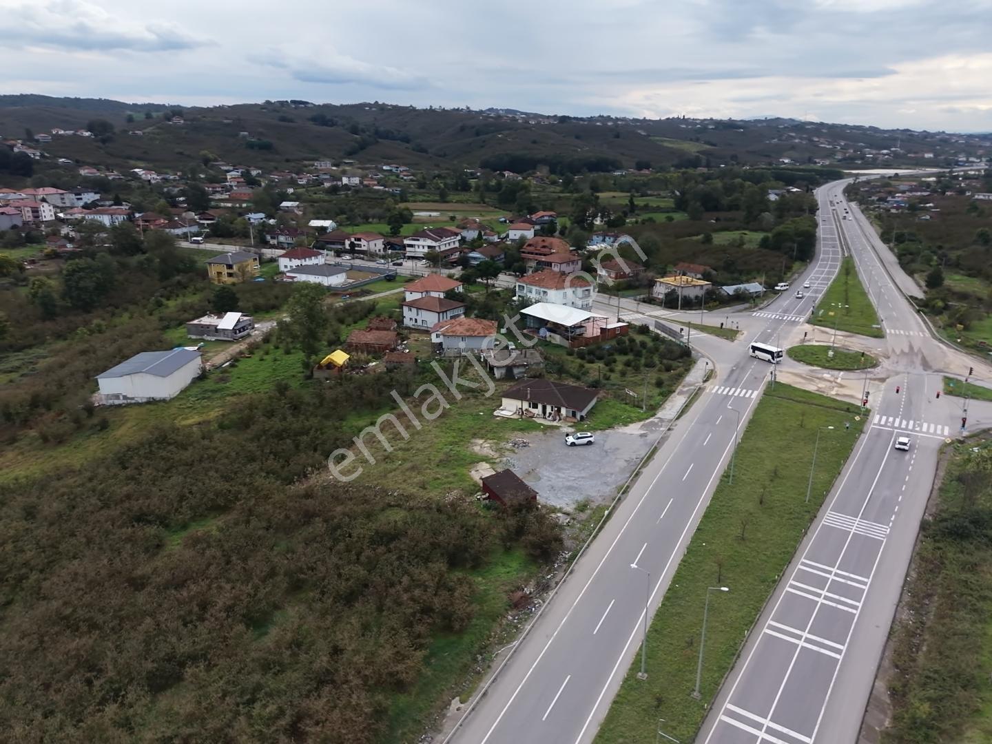 Emlakevim - Karasu Limandere Ana Yola Cepheli Ticari İmarlı Arsa — fotoğraf 17