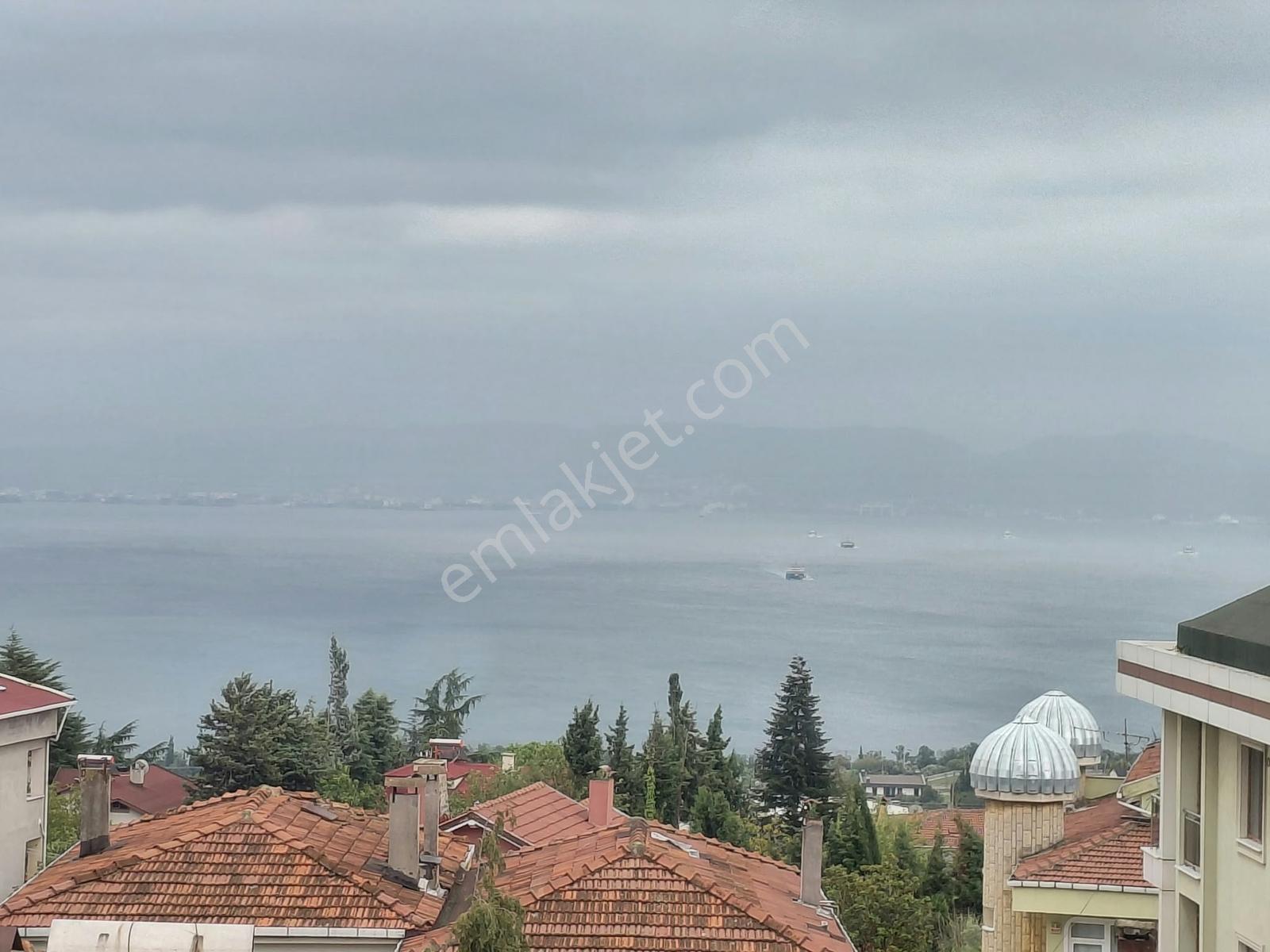 Bağımsız 2 Girişli // 2 Ayrı Aileye Uygun Müstakil Tripleks