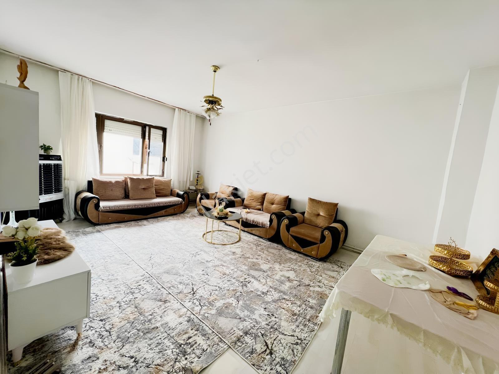 Hanedan Gyo'dan Konak Mah. Satılık 3 Katlı Müstakil Daire — fotoğraf 35