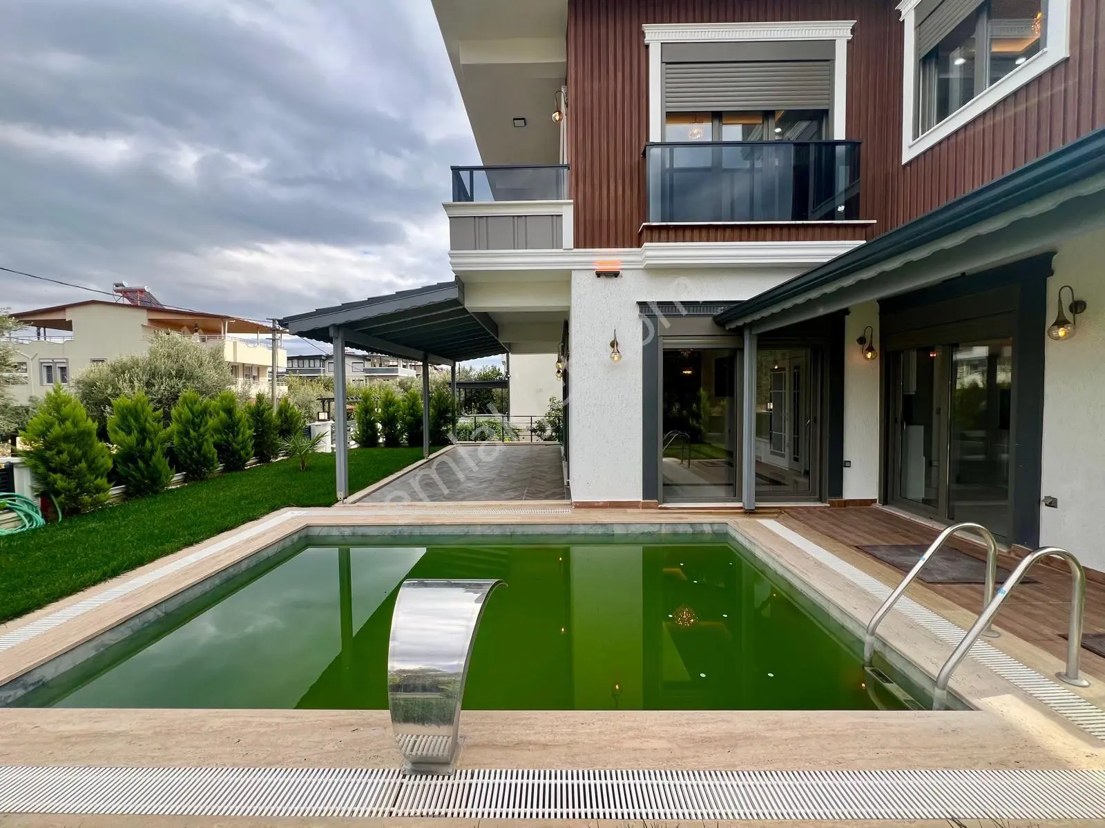 Aras Emlaktan Gürede Havuzlu Tam Müstakil 6+1 Villa — fotoğraf 4