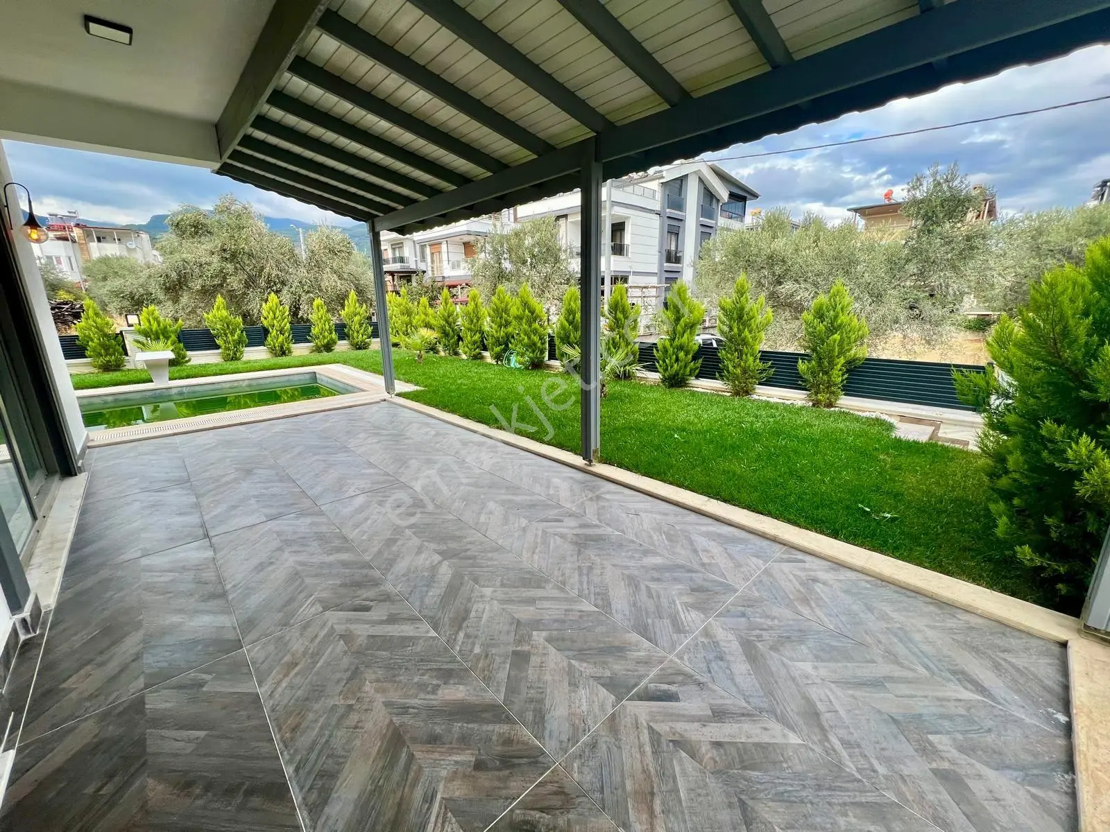 Aras Emlaktan Gürede Havuzlu Tam Müstakil 6+1 Villa — fotoğraf 5